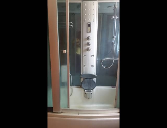 3 bed property to rent in POMONA AH